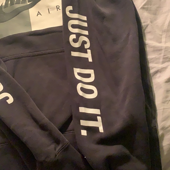Nike just do it sweatshirt - Picture 2 of 3